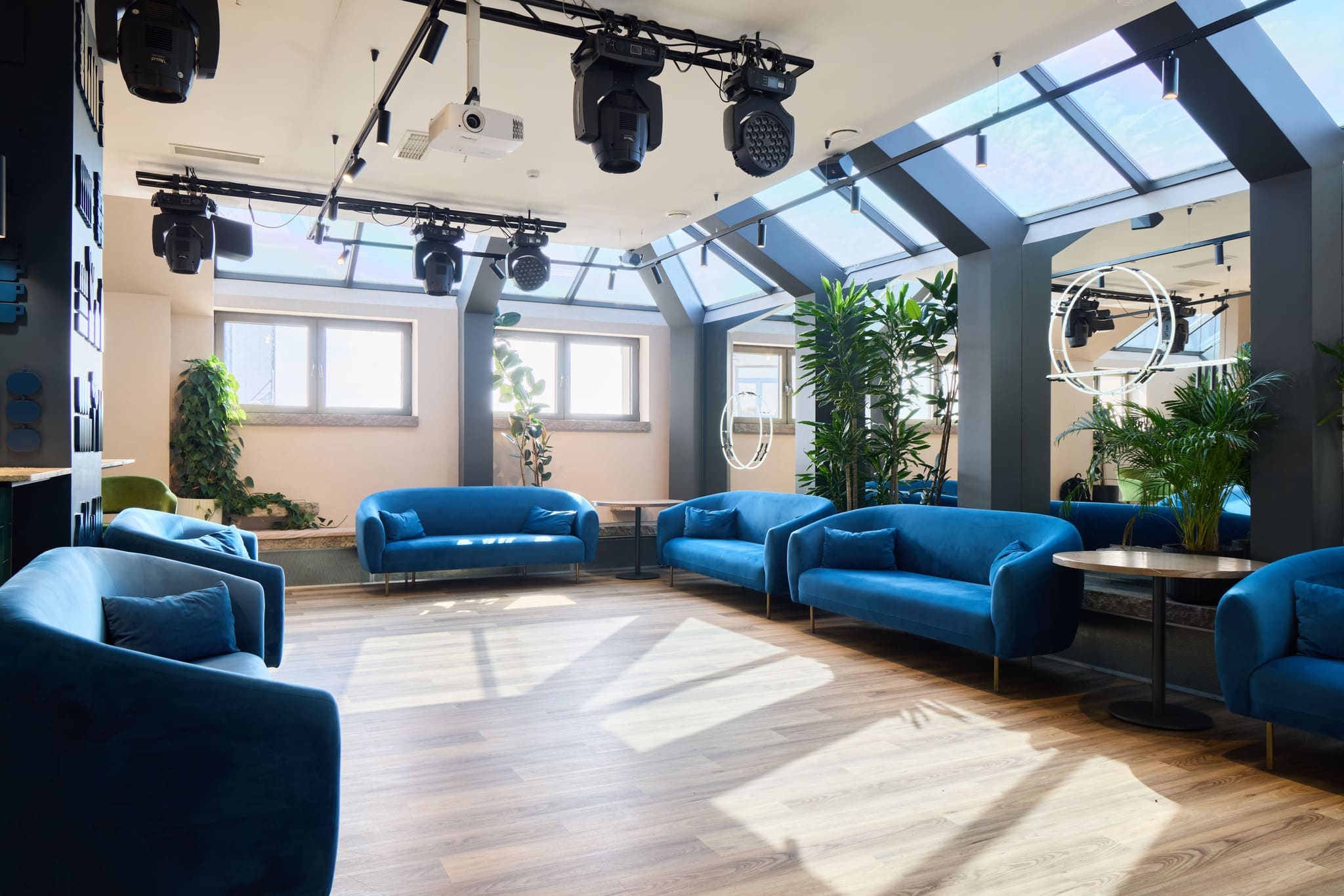 Пироговская набережная 7 DOM