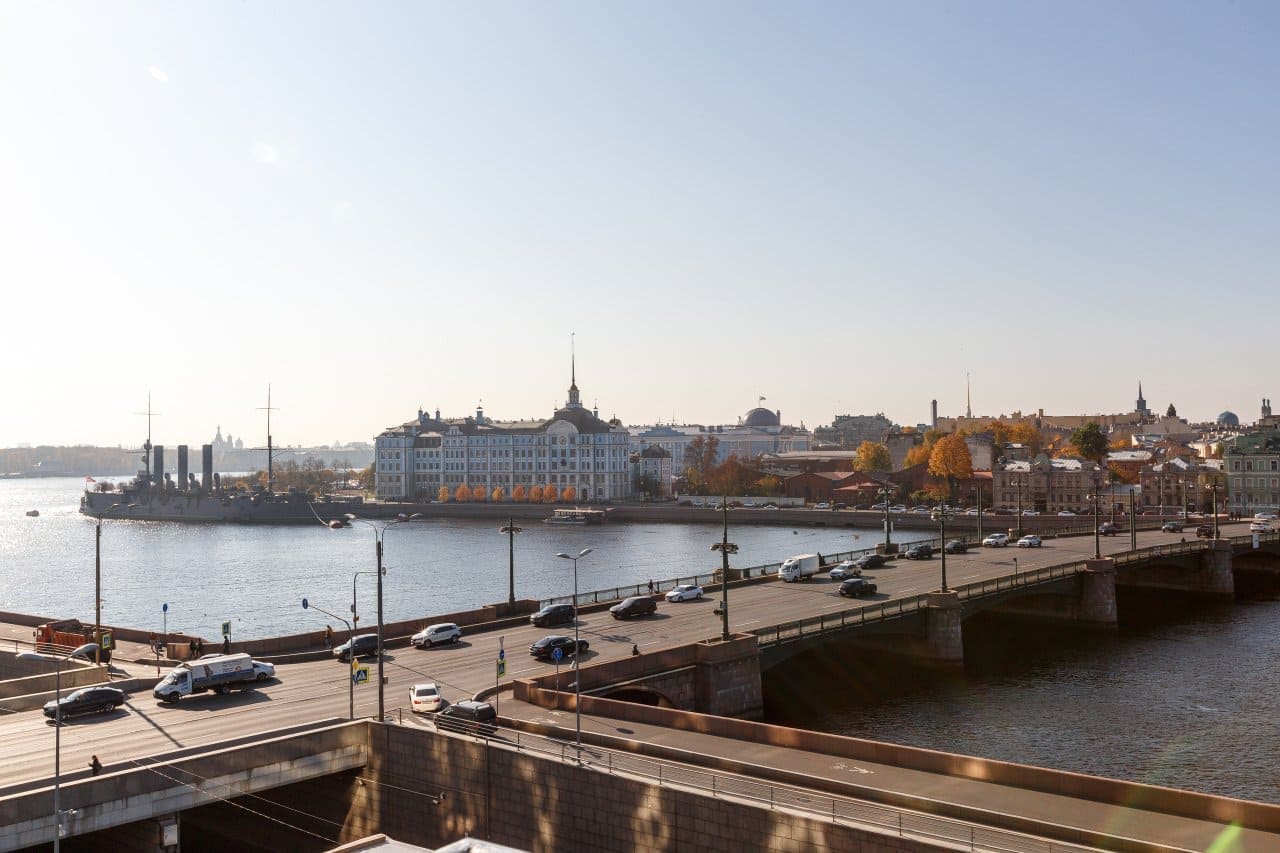 Пироговская набережная 7 DOM