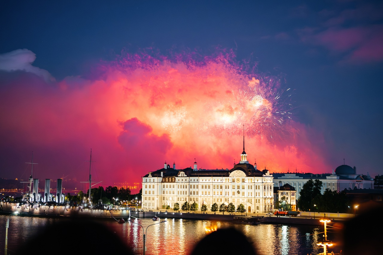 Пироговская набережная 7 DOM